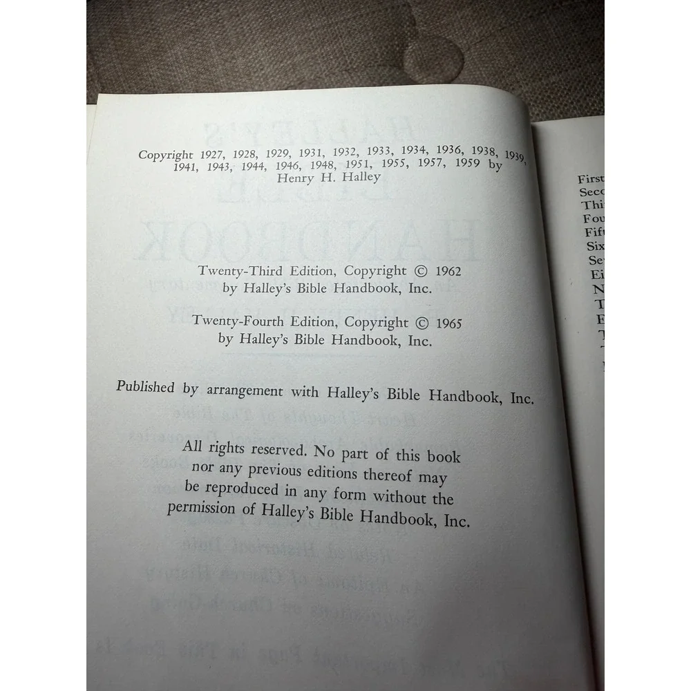 Halley's Bible Handbook New Revised Edition Zondervan Hardcover HC‎ w/DJ